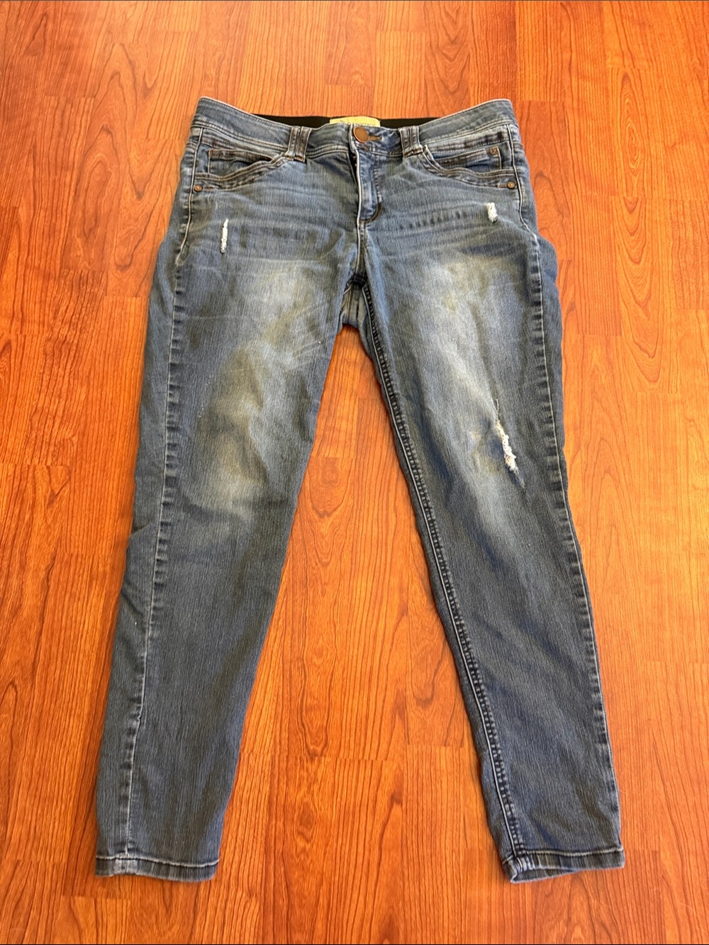 Democracy Distressed Ab technology Skinny Jeans in Faded Blue size 10
